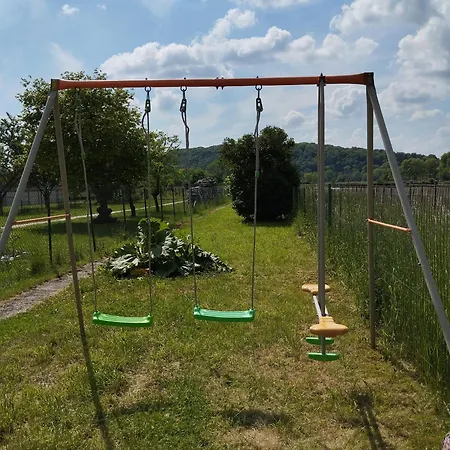 Au Petit Bonheur Sivrotin Hébergement de vacances